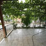 Appartamento Kolhida *